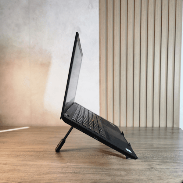 OUTLET Lenovo ThinkPad T490 i5 8th 16GB RAM 256 SSD Win11Pro - Imagem 5