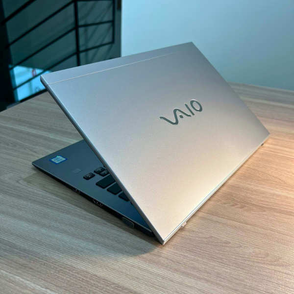 Notebook VAIO S13 VJS132C11X-B0211S i7-7th - 8GB DDR3L  256GB SSD - Imagem 3