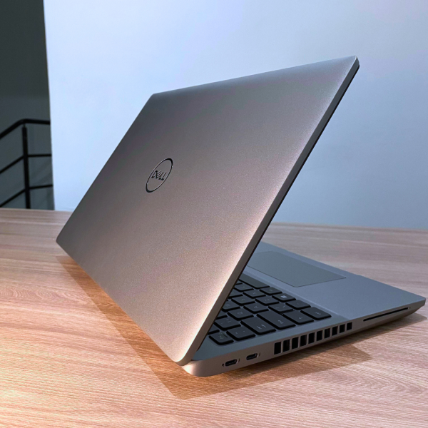 Workstation Dell Precision 15 3571 i7-12th 16GB RAM 256GB SSD - Imagem 2