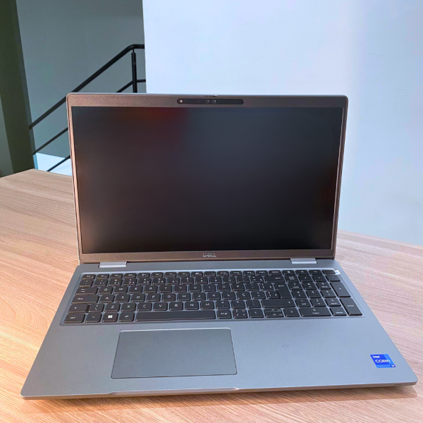 Workstation Dell Precision 15 3571 i7-12th 16GB RAM 256GB SSD - Imagem 4
