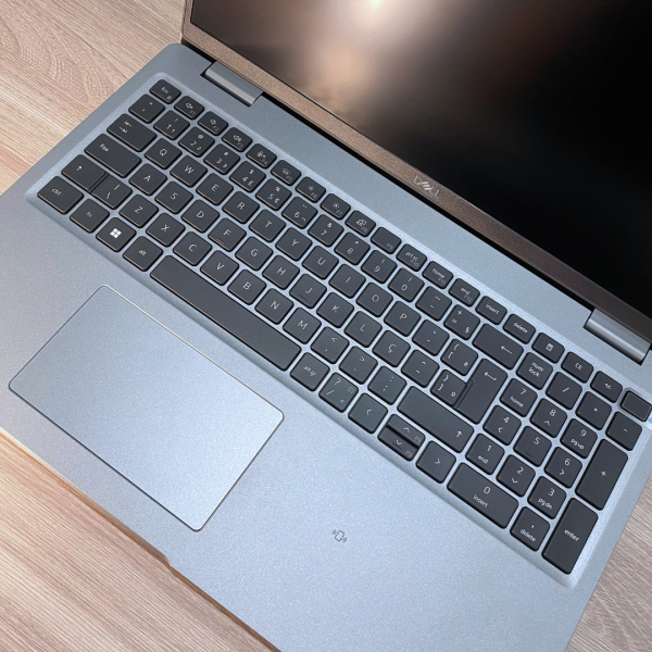 Workstation Dell Precision 15 3571 i7-12th 16GB RAM 256GB SSD - Imagem 7